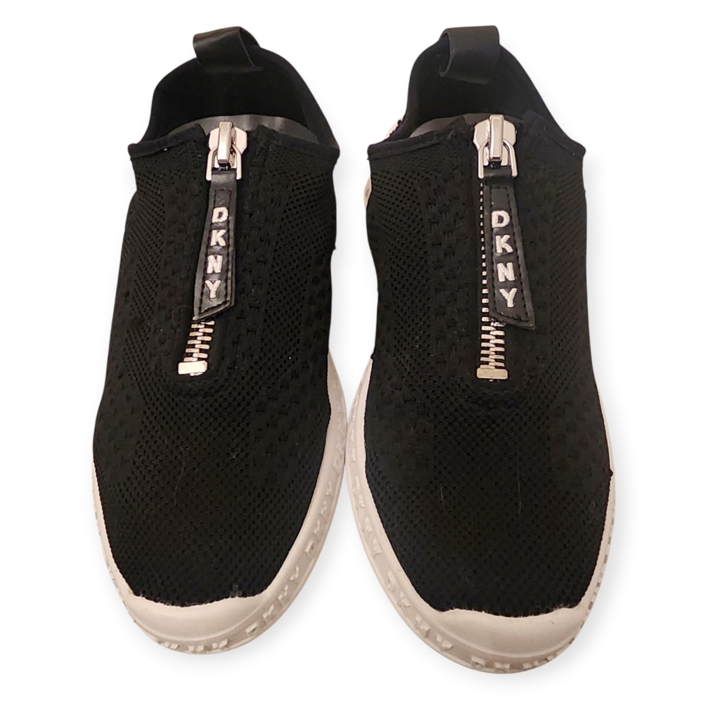 DKNY Women's Black and White Zip Slip On Mesh Comfy Sneakers, Sz 6.5